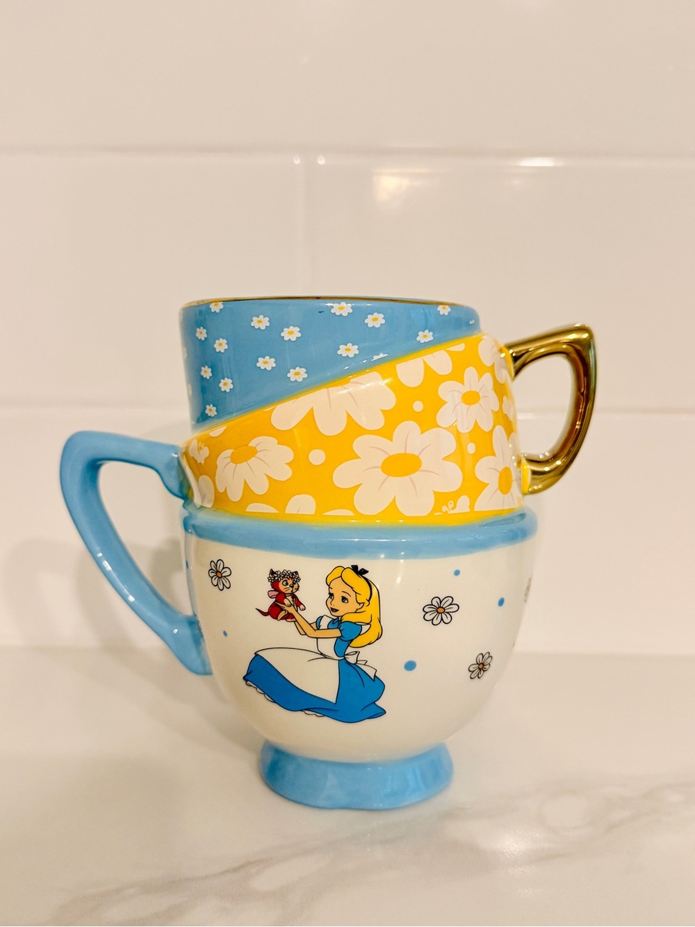 NWT Disney Alice in Wonderland and Dinah, 3D Sculpted Mug, 20oz